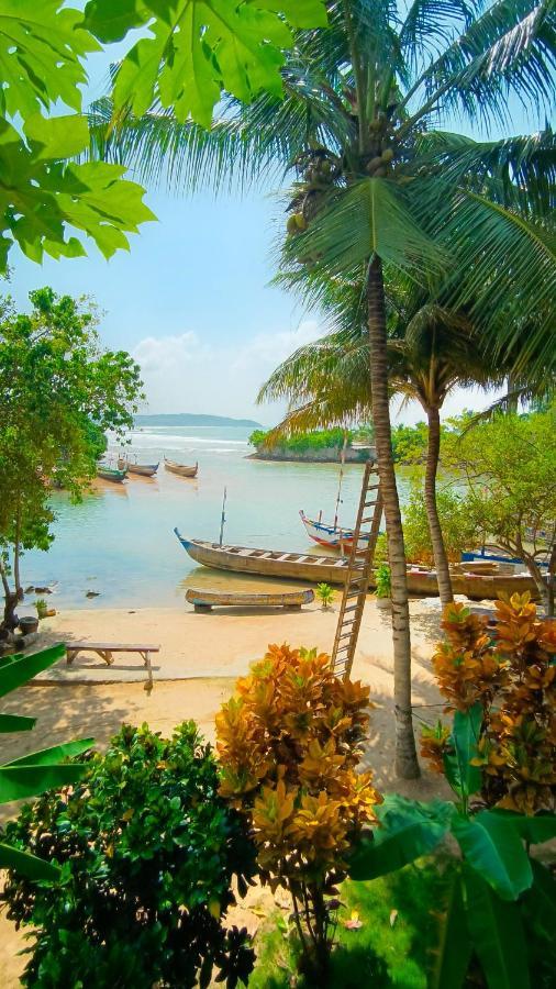 Scorpion Hill Lodge Busua Экстерьер фото
