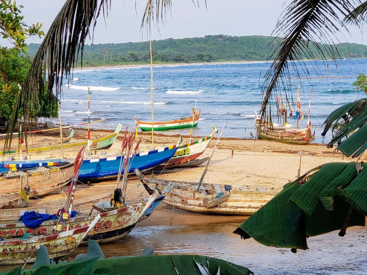 Scorpion Hill Lodge Busua Экстерьер фото